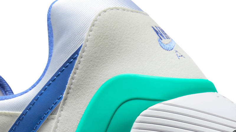 Nike Air 180 Bluebird Closeup