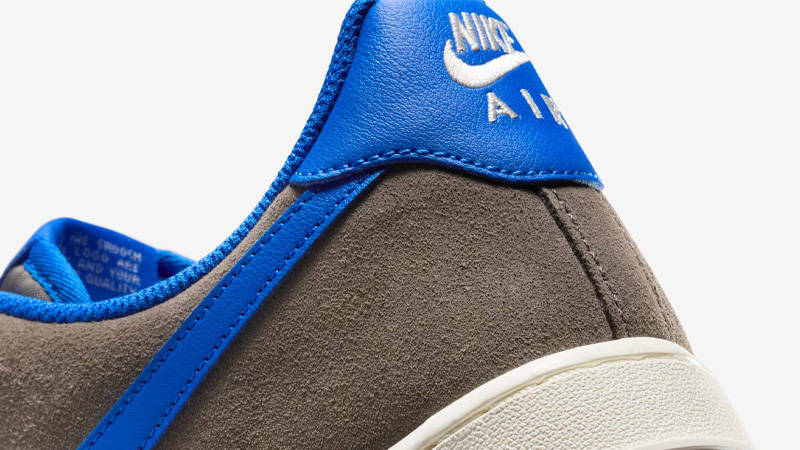 Nike Air Force 1 Low Cave Stone Hyper Royal Closeup