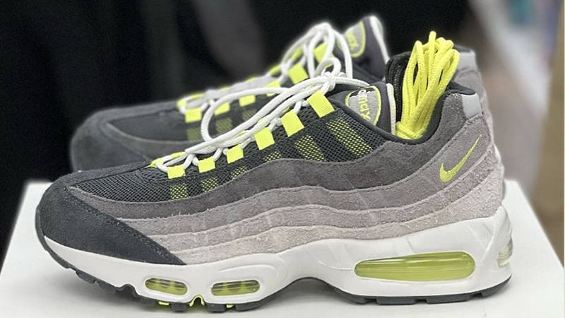NIKE AIR MAX 95 OG MoMA Design Store Exclusive Reverse Neon US9.5