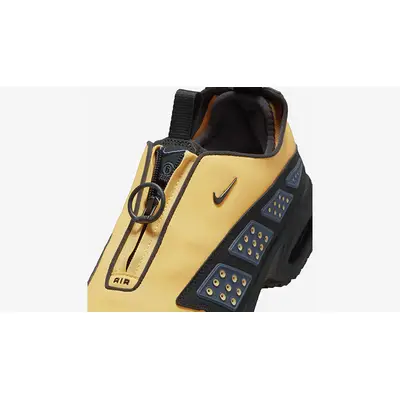 Nike Air Max SNDR Saturn Gold HF1199-700 tongue