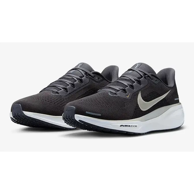 Nike Pegasus 41 Jakob A. Ingebrigtsen HQ3040-200 Side