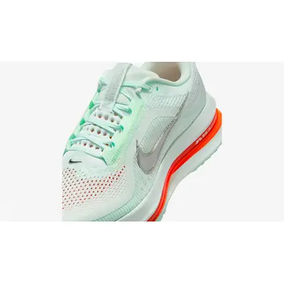 Nike Pegasus Premium Barely Green Crimson HQ2592-301 tongue