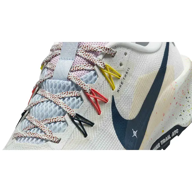 Nike Pegasus Trail 5 White Armoury Navy DV3864-102 Detail