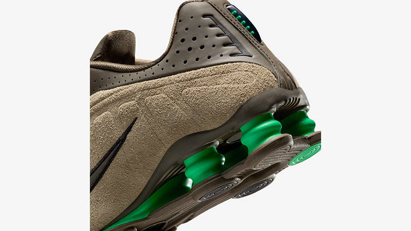Nike Shox R4 Olive Khaki HQ7739-200 heel