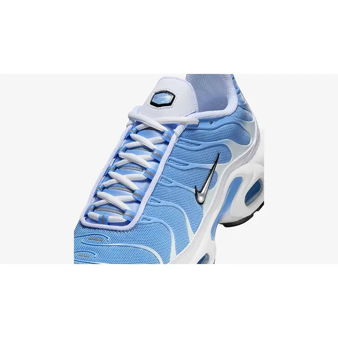 Nike TN Air Max Plus White Aluminum DZ3671-105 tongue