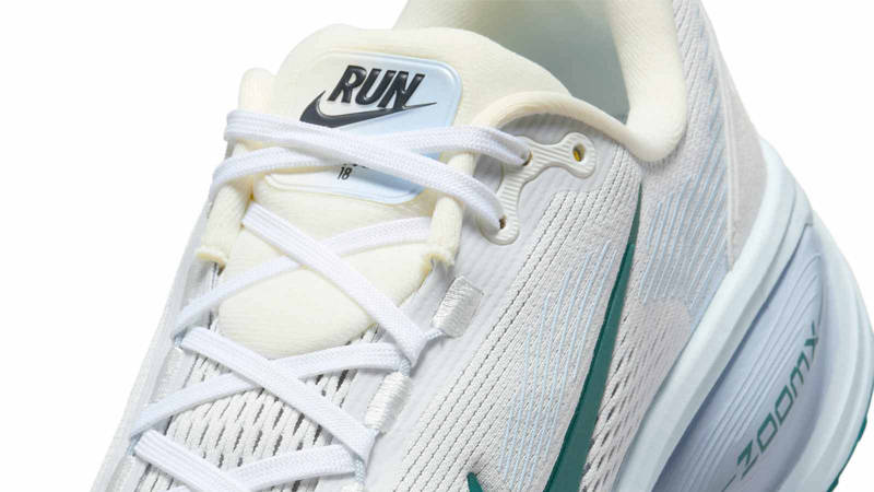 Nike Vomero 18 Summit White Geode Teal Side