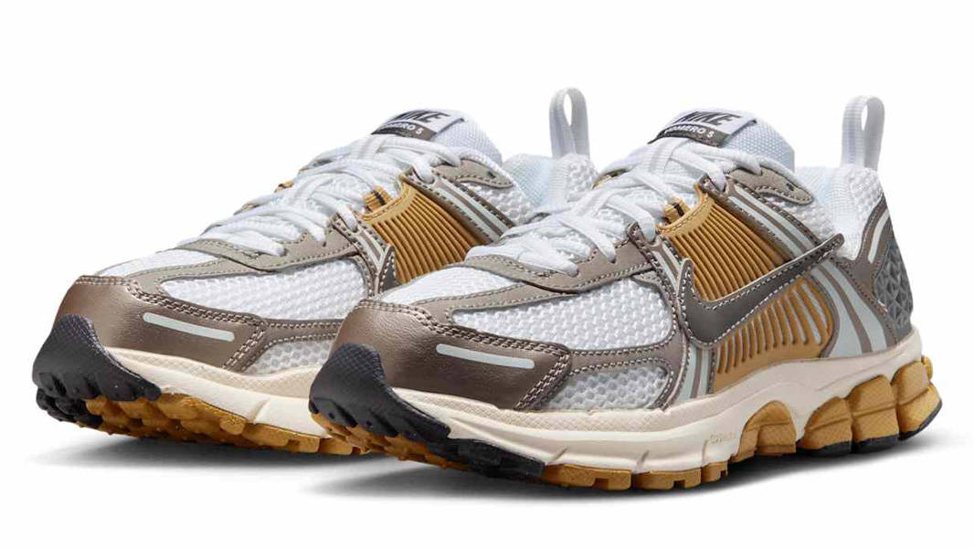 Nike Vomero 5 GS Metallic Pewter Parachute Beige Front