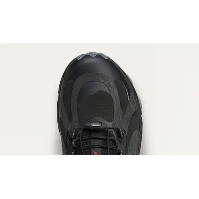 100 Thieves x adidas Savage Black Silver Pebble JR5538 toe