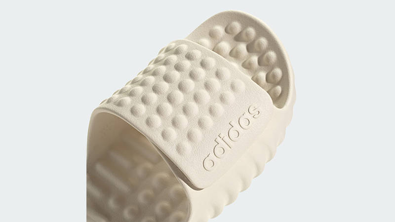 adidas Adissage 360 Red Slide Off-White JQ8057 toe