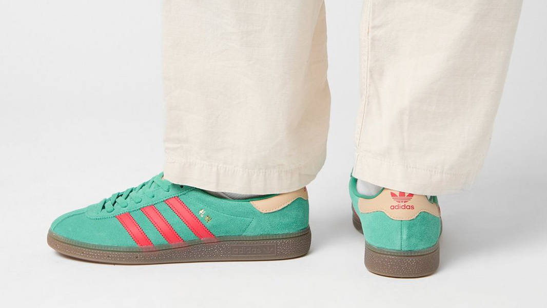 adidas x size x Billys Sapporo Green JR1075 on feet