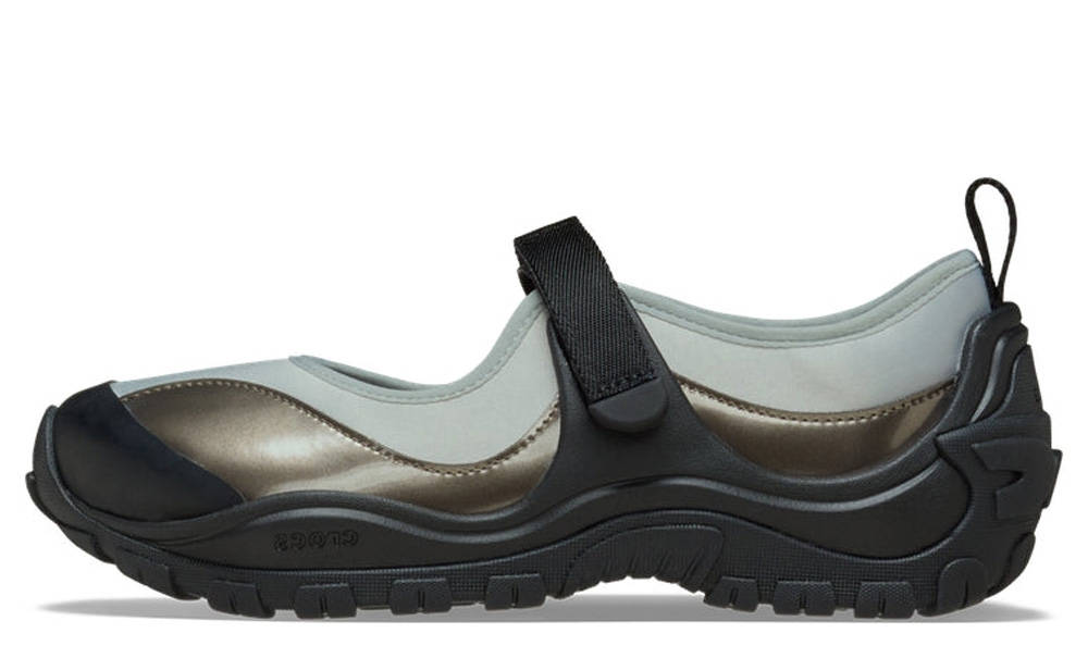 ★Crocs★ EXP Terre Silver/Chalk and Gunl/Black 210639 Crocs EXP Terre Silver Black Release Date | Hypebeast