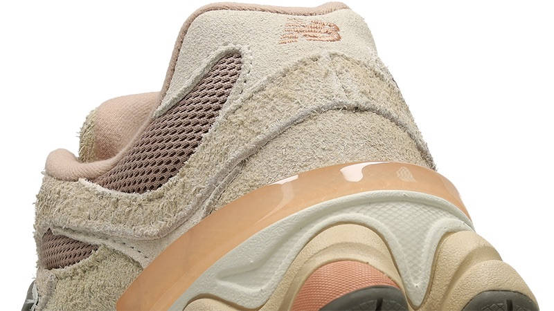 New Balance 9060 GS Beige Tan Orange GC9060CW Detail