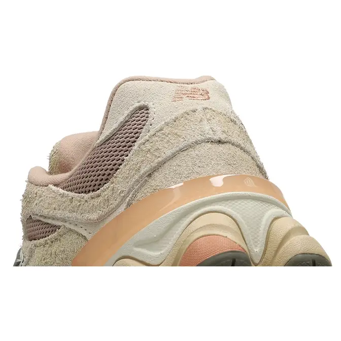 New Balance 9060 GS Beige Tan Orange GC9060CW Detail