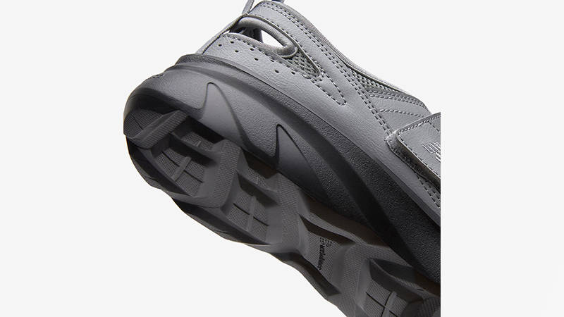 New Balance Breeze SD2202 Light Grey heel