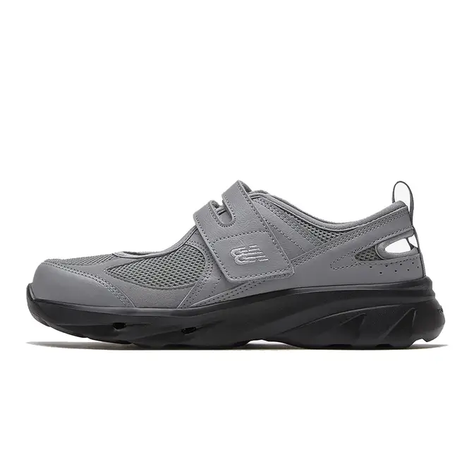 【New Balance】 (W) MARIE JEANNE Breeze SD2202 Gray New Balance Breeze SD2202 “Gunmetal Grey” & “Pale Mauve