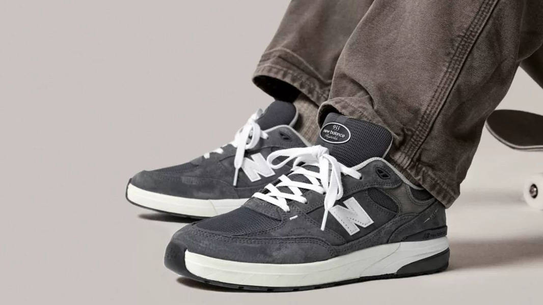 Balance 993 Grey New Balance 990 On Feet Andrew Reynolds X New