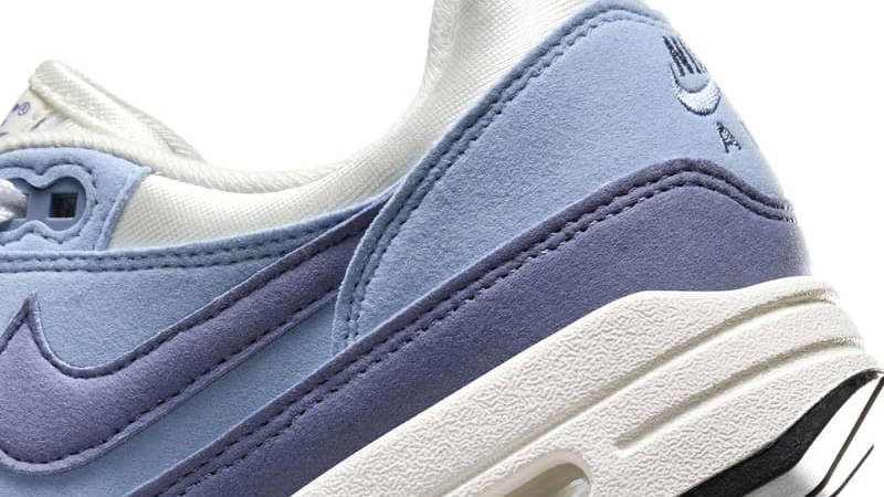 Nike Air Max 1 87 Textile Light Armory Blue Closeup