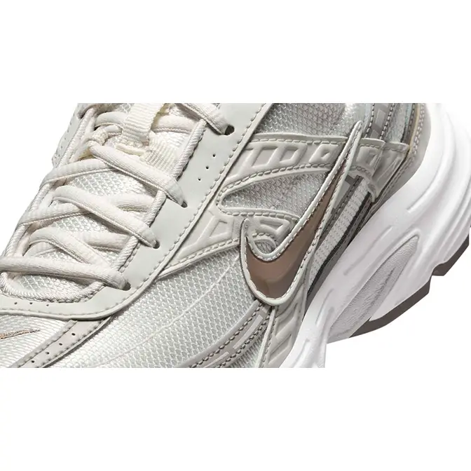 Nike Initiator Phantom Mink Brown IB4339-001 Detail
