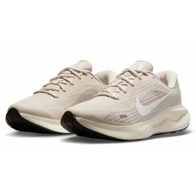Nike Journey Run Light Orewood Brown Front
