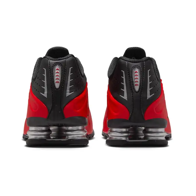 Nike Shox R4 University Red Black Back