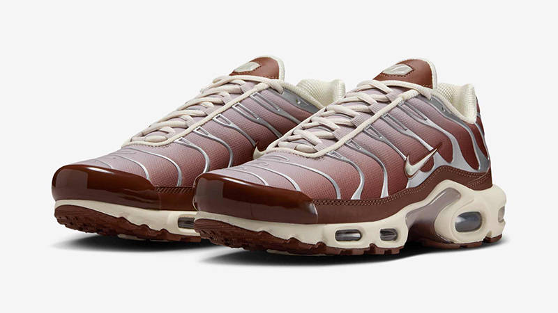 Nike TN Air Max Plus Light Orewood Brown Dark Pony II7637-200 front