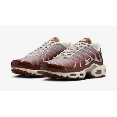 Nike TN Air Max Plus Light Orewood Brown Dark Pony II7637-200 front