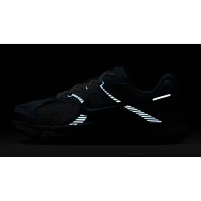 Nike V5 RNR Psychic Blue IF2330-001 in dark