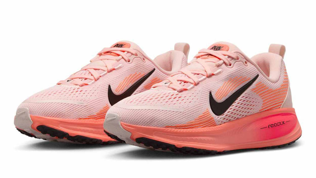Nike Vomero 18 GS Echo Pink Front