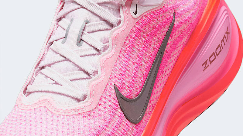 Nike Vomero Plus Pink HV8154-604 Detail