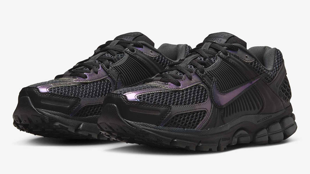 nike black iridescent shoes