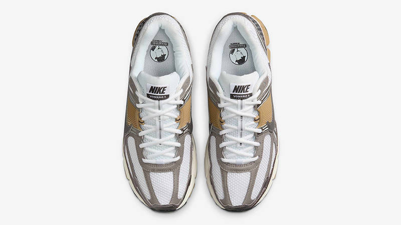 Nike Zoom Vomero 5 Metallic Pewter Parachute Beige FJ4151-006 Top