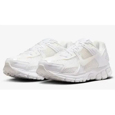Nike Zoom Vomero 5 Triple White Front