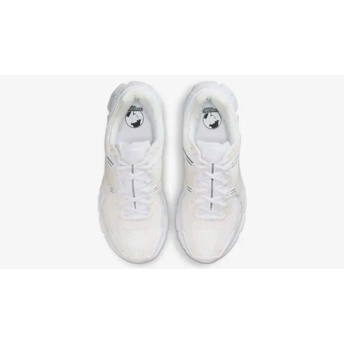 Nike Zoom Vomero 5 Triple White Middle