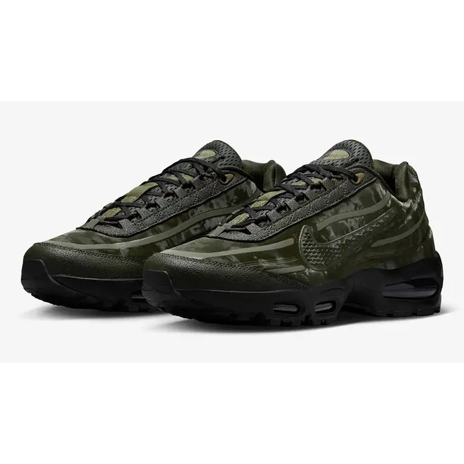 The Worksout x Nike Air Max 95 Olive Side