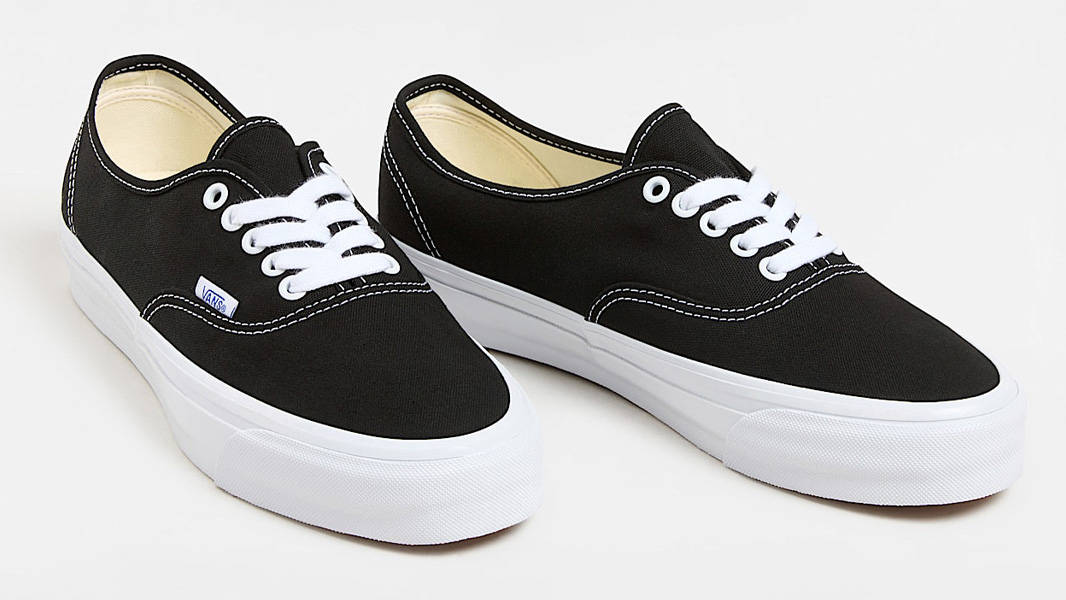 Vans Authentic LX 44 Black Off White Front