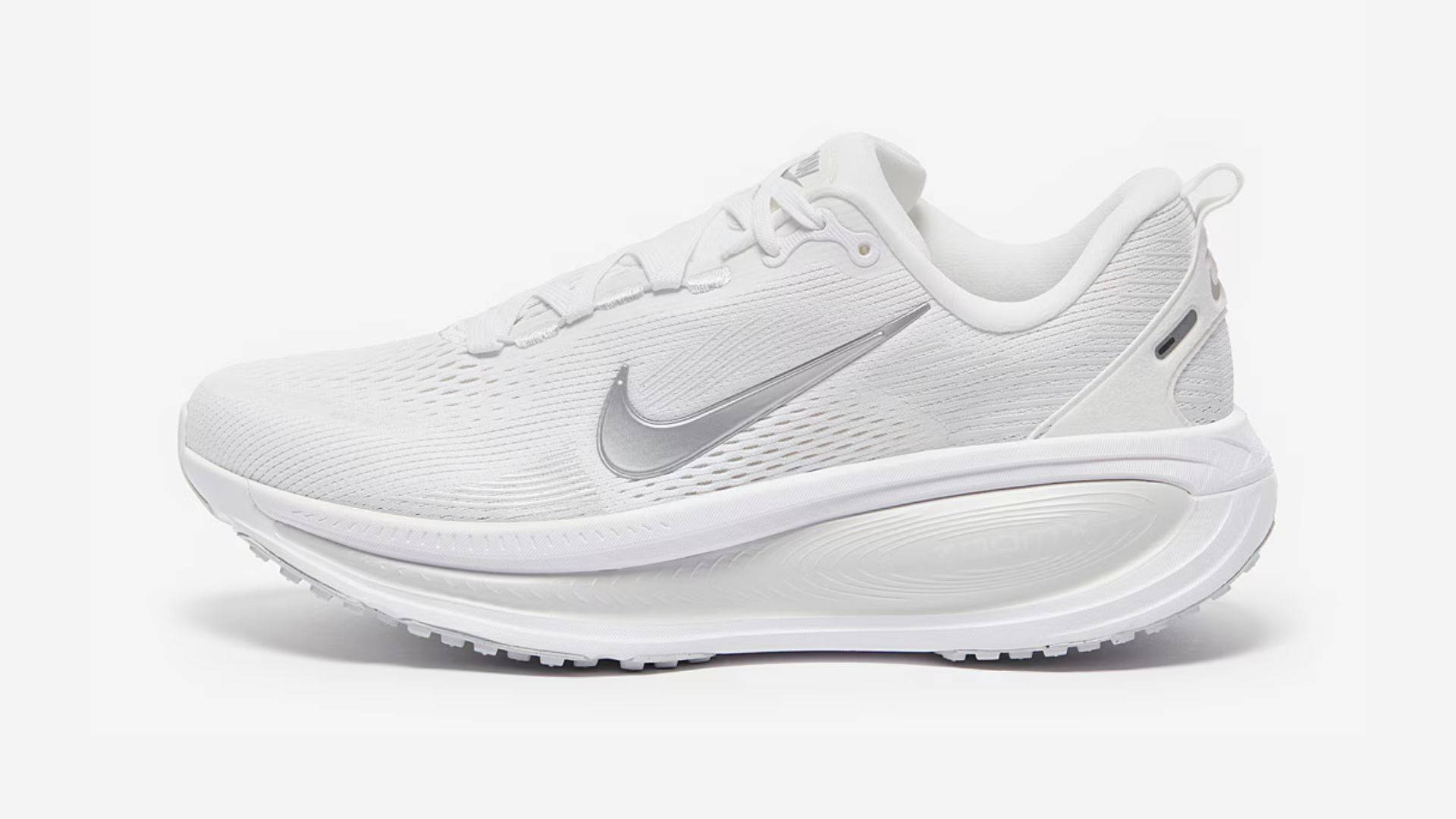 Nike Vomero 18 White Photon Dust | HM6804-104