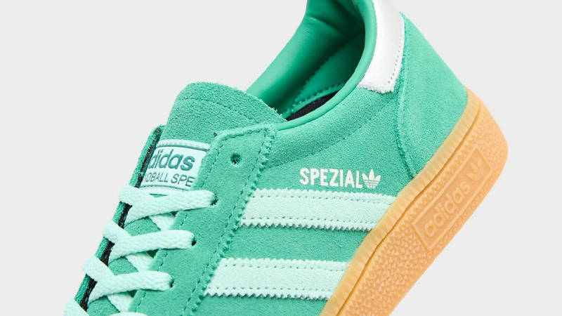 adidas Handball Spezial Semi Court Green Closeup