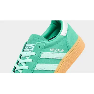 adidas Handball Spezial Semi Court Green Closeup