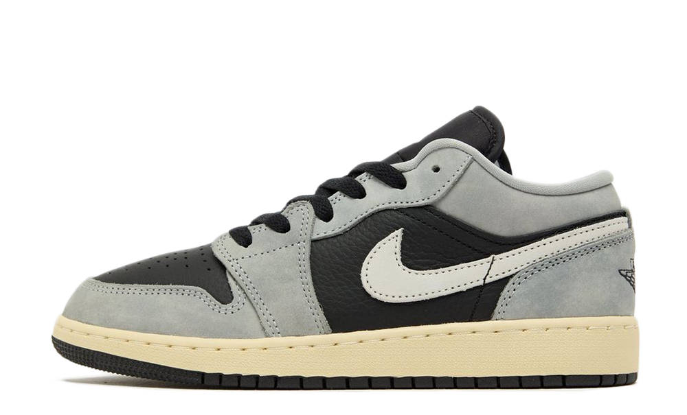 Air Jordan 1 Low GS Light Smoke Grey