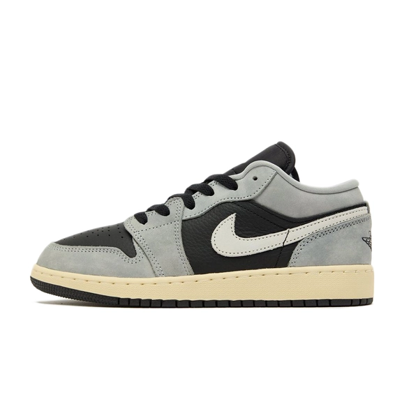 Air Jordan 1 Low GS Light Smoke Grey