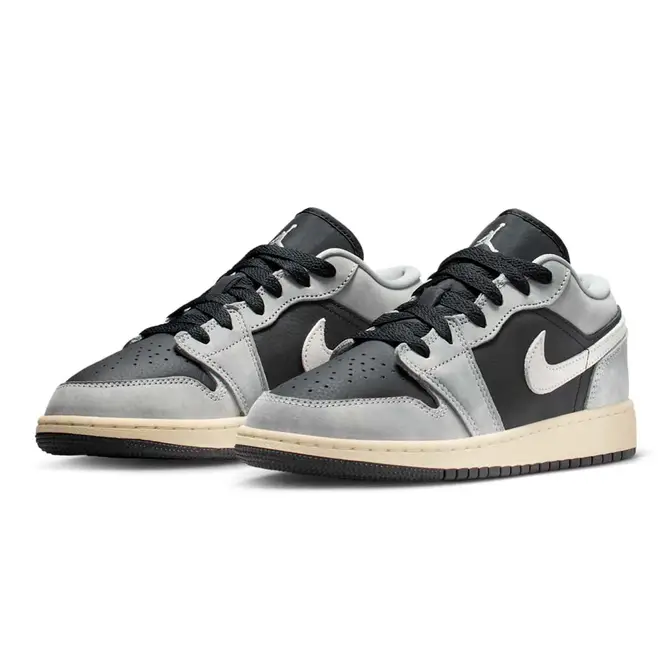 Air Jordan 1 Low SE GS Light Smoke Grey Sail Front