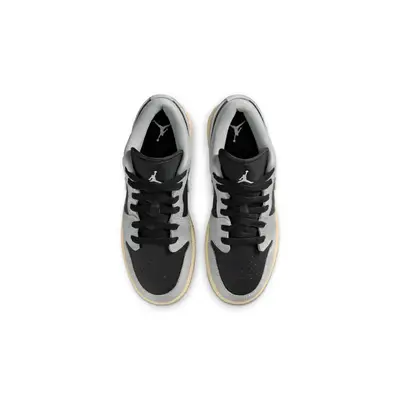 Air Jordan 1 Low SE GS Light Smoke Grey Sail Middle