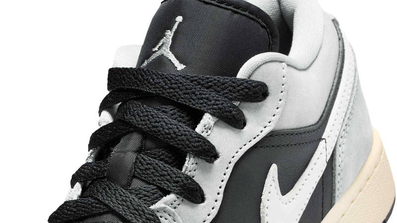 Air Jordan 1 Low SE GS Light Smoke Grey Sail Side