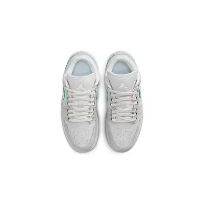 Air Jordan 1 Low SE Light Smoke Grey White IH3369-077 Top