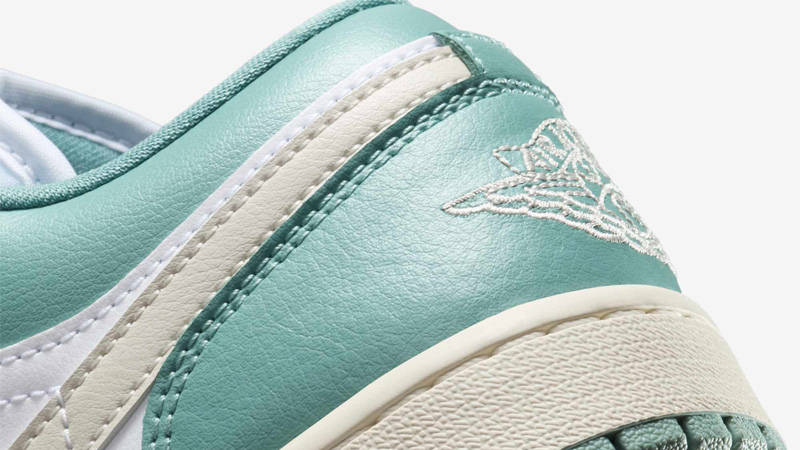 Air Jordan 1 Low White Cannon Closeup