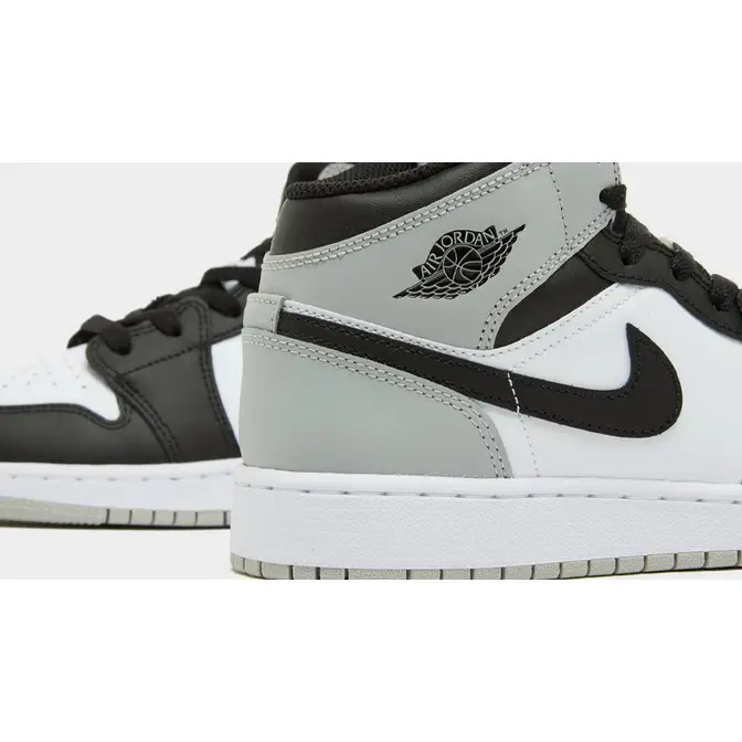 Air Jordan 1 Mid GS Barons Closeup