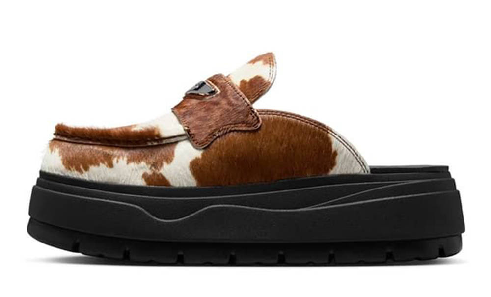 Air Jordan Loafer Mule Cow Print IB1497-001