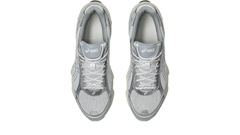 ASICS Gel-Kinetic Fluent White Silver 1203A591-101 middle