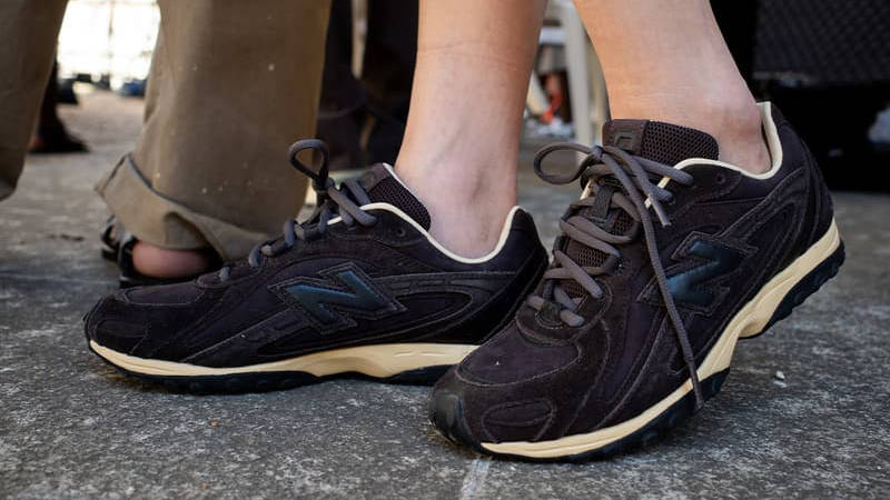 AURALEE x New Balance U204L Brown | U204L5I7 | The Sole Supplier