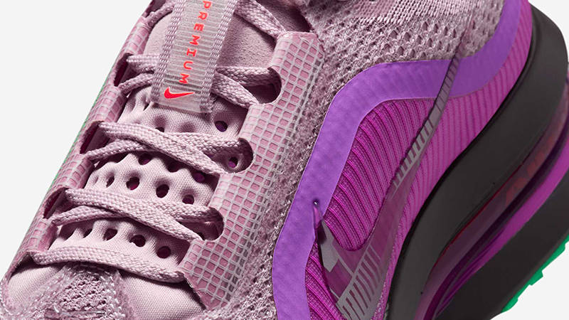 Faith Kipyegon x Nike Pegasus Premium Plum Chalk II0602-500 Detail